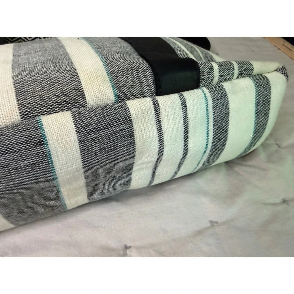 Mercado Global Geometric Stripe Foldover Tote Satchel  Crossbody‎ Vacation MED